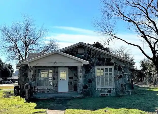 Property at 210 W Avenue A, Garland, TX, 75040, 2 beds, 1 bath, [object Object]