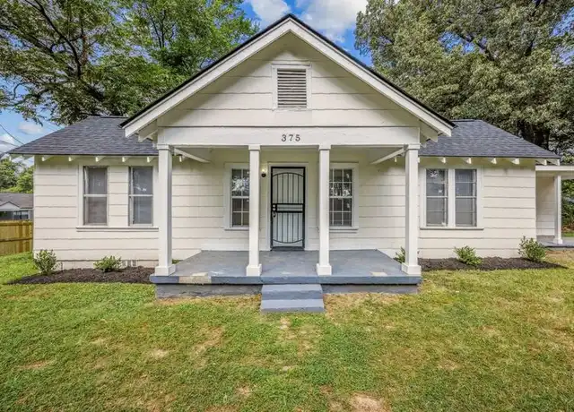 Property at 375 N Holmes St, Memphis, TN, 38112, 4 beds, 2 baths, [object Object]