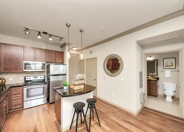Property at 6363 San Felipe St Unit 446, Houston, TX, 77057, 1 bed, 1 bath, [object Object]