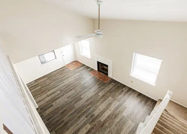 Property at 4002 NW Ozmun Ave Unit 4002 B-7, Lawton, OK, 73505, 2 beds, 2 baths, [object Object]
