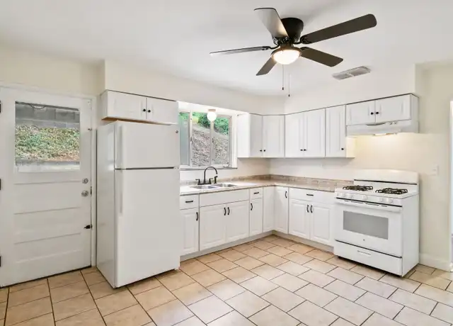 Property at 770 Boquet St, Mc Kees Rocks, PA, 15136, 2 beds, 1.5 baths, [object Object]