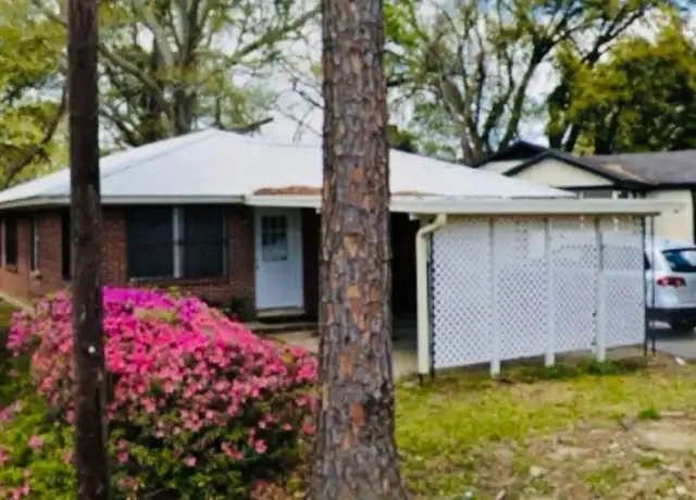 Property at 1955 Rice Dr, Baton Rouge, LA, 70802, 4 beds, 2 baths, [object Object]