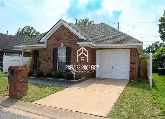 Property at 3017 Meadows Ln, Memphis, TN, 38118, 3 beds, 2 baths, [object Object]
