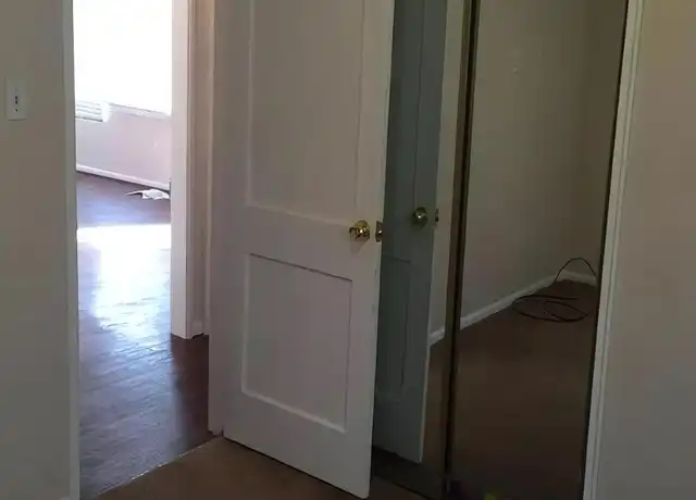 Property at 410 N 28th St, Colorado Springs, CO, 80904, 2 beds, 1 bath, [object Object]