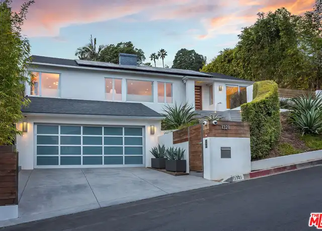 Property at 1321 Londonderry Pl, Los Angeles, CA, 90069, 3 beds, 3 baths, [object Object]