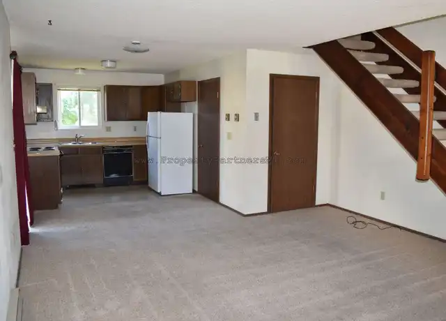 Property at 15th Ave 211 - 211 S 15th Ave, Bozeman, MT, 59715, 2 beds, 1.5 baths, [object Object]