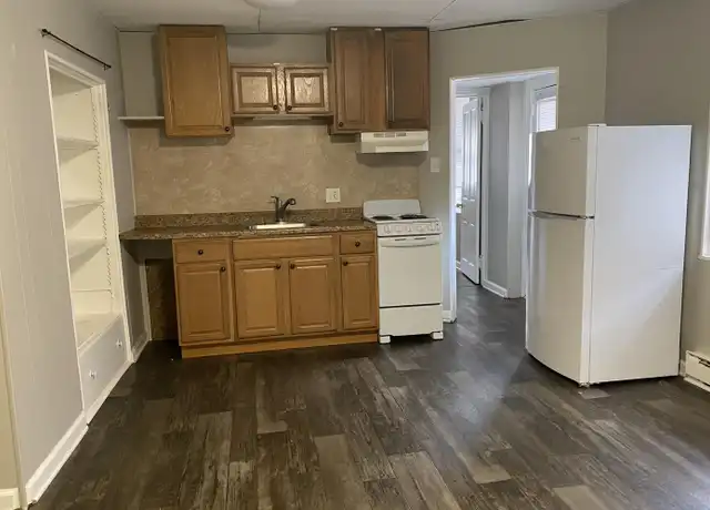 Property at 168 E King St, Lancaster, PA, 17602, 1 bed, 1 bath, [object Object]