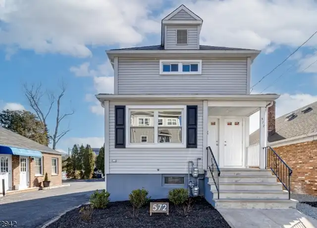 Property at 572 Springfield Ave, Berkeley Heights, NJ, 07922, 1 bed, 1 bath, [object Object]
