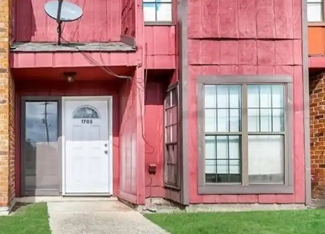Property at 1703 Chimney Wood Ln, New Orleans, LA, 70126, 4 beds, 2.5 baths, [object Object]