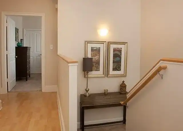 Property at River Garden on Felicity - 913 Felicity St, New Orleans, LA, 70130, 1 bed, 1 bath, [object Object]