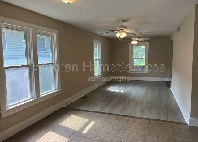 Property at 714 W Calhoun St, Macomb, IL, 61455, 4 beds, 2 baths, [object Object]