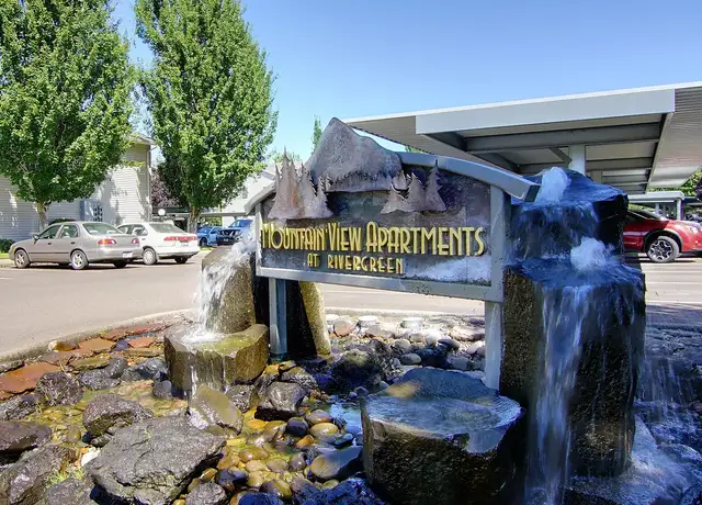 Photo of 900 SE Centerpointe Dr, Corvallis, OR 97333