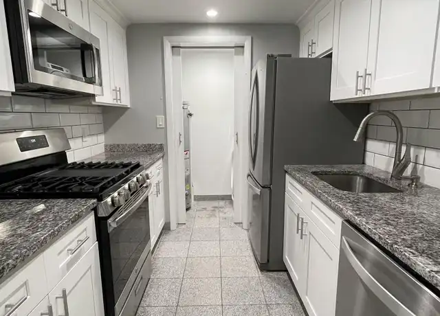 Property at 318 38th St #205, Union City, NJ, 07087, 1 bed, 1 bath, [object Object]