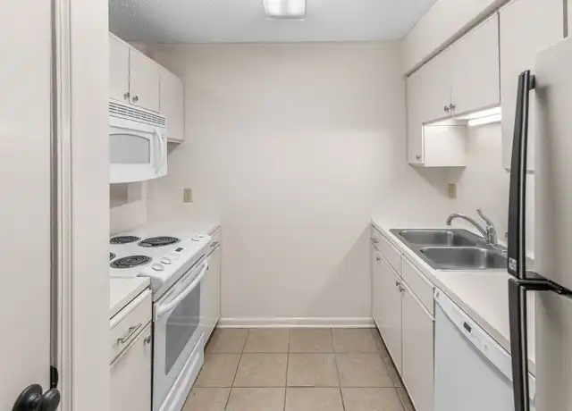 Property at 8545 Summa Ave, Baton Rouge, LA, 70809, 1 bed, 1.5 baths, [object Object]