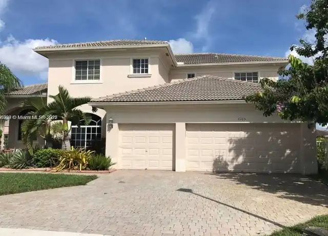 Property at 6105 SW 192nd Ave, Fort Lauderdale, FL, 33332, 5 beds, 3.5 baths, [object Object]