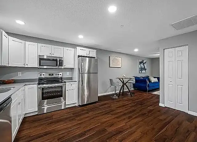 Property at 181 Dryden Pl, Brooksville, FL, 34601, 1-3 bed, 1-1.5 bath, [object Object]