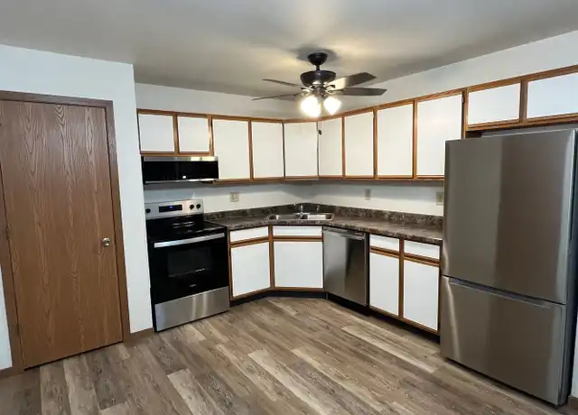 Property at 2740 Washington Ave Unit D, Plover, WI, 54467, 2 beds, 1 bath, [object Object]