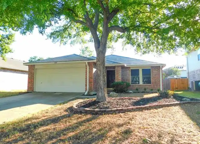 Property at 8105 Winding Stream Ln, Denton, TX, 76210, 3 beds, 2 baths, [object Object]