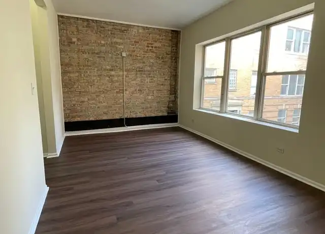 Property at 3001 W 19th St Unit 3005-1E, Chicago, IL, 60623, 1 bed, 1 bath, [object Object]