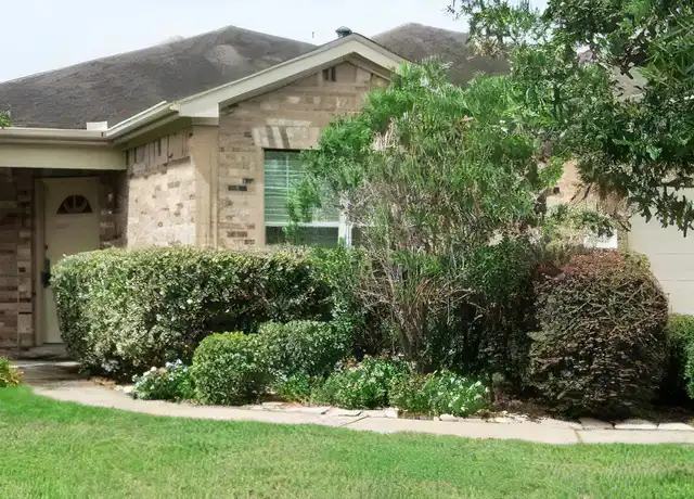 Property at 2851 Sandberry Dr, Kingwood, TX, 77345, 3 beds, 2 baths, [object Object]