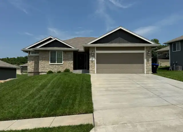 Property at 4408 SW Brandywine Ln, Topeka, KS, 66610, 3 beds, 2 baths, [object Object]