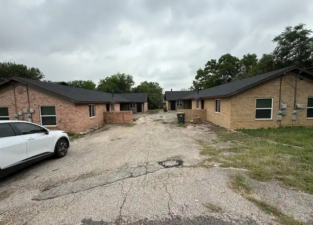 Property at 1114 Hazelton St, San Marcos, TX, 78666, 2 beds, 1 bath, [object Object]