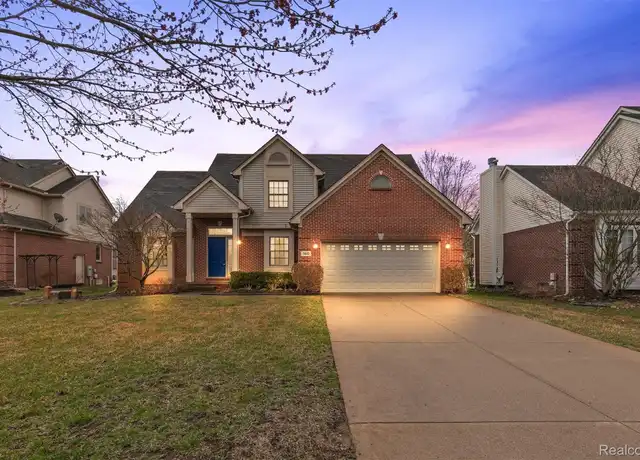 Property at 160 Liza Ln, Commerce Township, MI, 48382, 4 beds, 2.5 baths, [object Object]