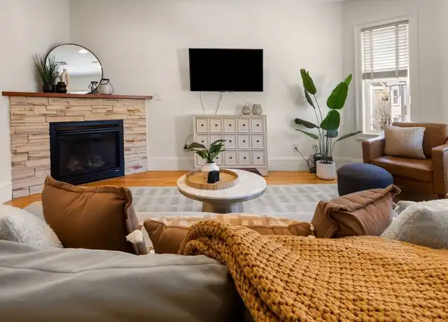 Property at 12 I St #3, South Boston, MA, 02127, 3 beds, 1 bath, [object Object]