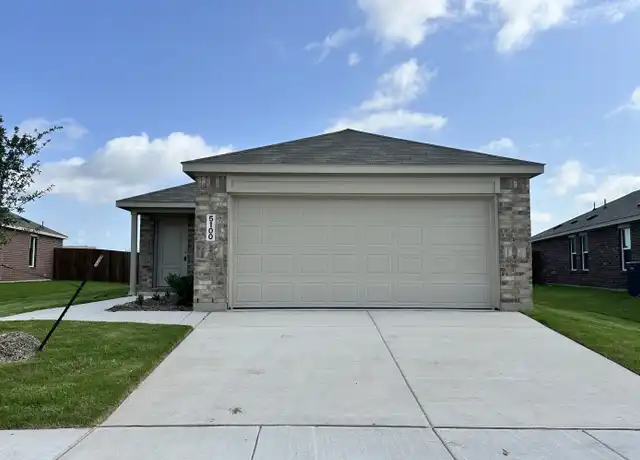 Property at 5100 Valhalla Dr, Ennis, TX, 75119, 3 beds, 2 baths, [object Object]