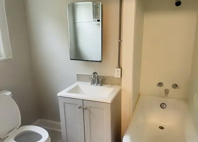 Property at 4092 Convention St, Baton Rouge, LA, 70806, 1 bed, 1 bath, [object Object]