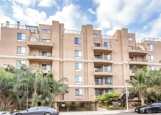 Property at Hawthorne Regency Apartments - 7076 Hawthorn Ave, Los Angeles, CA, 90028, 2 beds, 2 baths, [object Object]