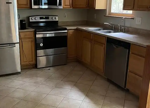 Property at 3978 Daffodil Dr, Columbus, OH, 43230, 3 beds, 1.5 baths, [object Object]