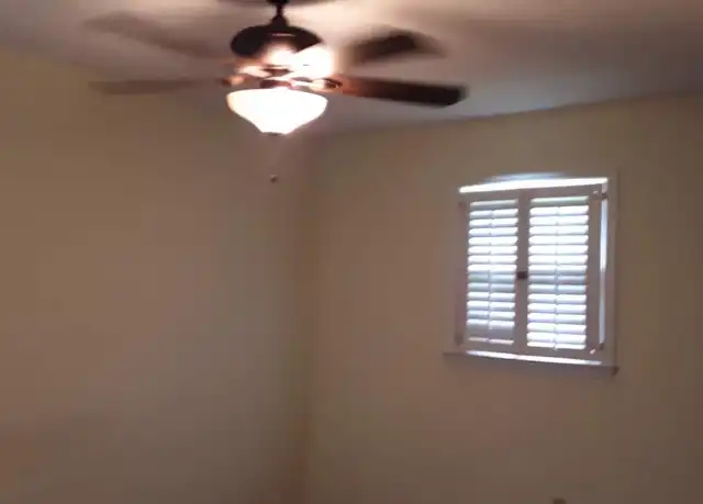 Property at 3362 Cove Lake Dr Unit 3362, Lexington, KY, 40515, 2 beds, 1 bath, [object Object]