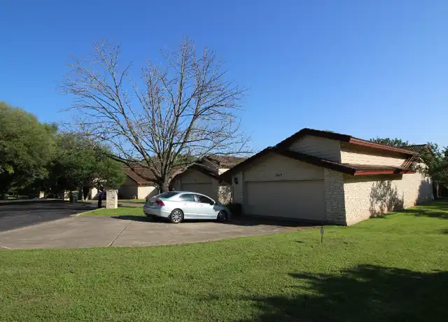 Property at 3617 Doe Trl, West Lake Hills, TX, 78746, 3 beds, 2 baths, [object Object]