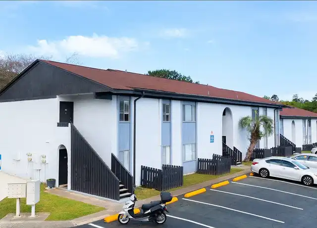 Property at Reserve at Midtown - 2000 N Meridian Rd, Tallahassee, FL, 32303, 1-3 bed, 1-2 bath, [object Object]