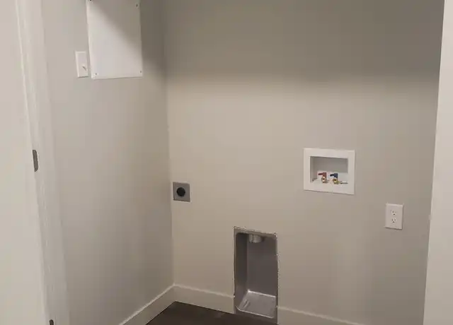 Property at 1140 W 950 N Unit E105, Orem, UT, 84057, 2 beds, 1 bath, [object Object]
