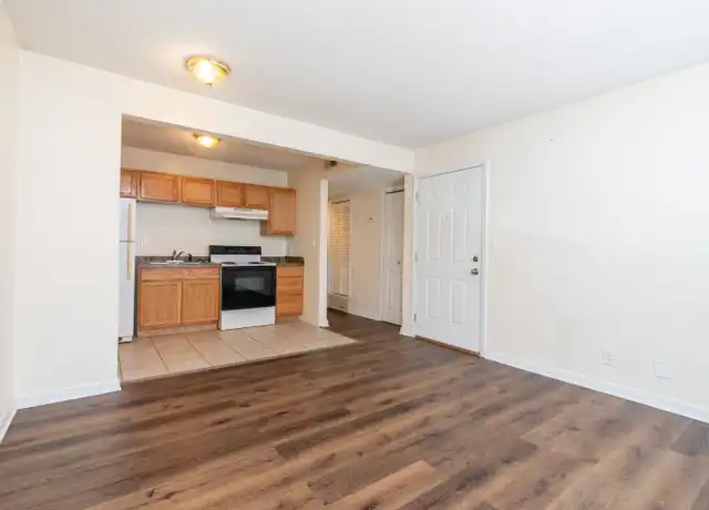 Property at 2114 E 16th St N Unit 201, Wichita, KS, 67214, 1 bed, 1 bath, [object Object]