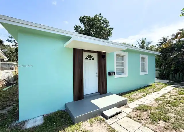 Property at 809 SW 17th St Unit 1, Fort Lauderdale, FL, 33315, 3 beds, 2 baths, [object Object]