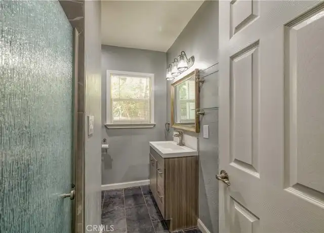 Property at 438 W 2nd Ave, Chico, CA, 95926, 2 beds, 1 bath, [object Object]