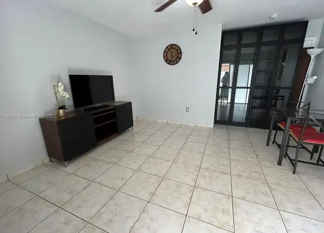 Property at 2505 W 76th St #103, Hialeah, FL, 33016, 0 beds, 1 bath, [object Object]