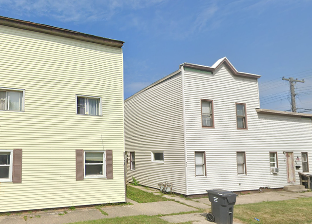 Photo of 417 S Jackson St Unit D, South Bend, IN 46619