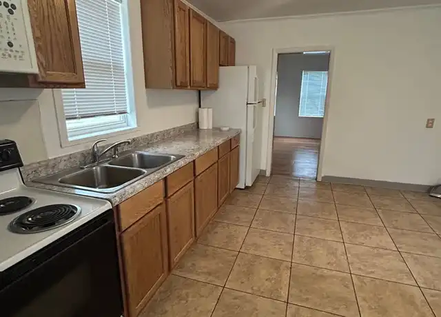 Property at 46 S Main Ave, Dickinson, ND, 58601, 2 beds, 1 bath, [object Object]