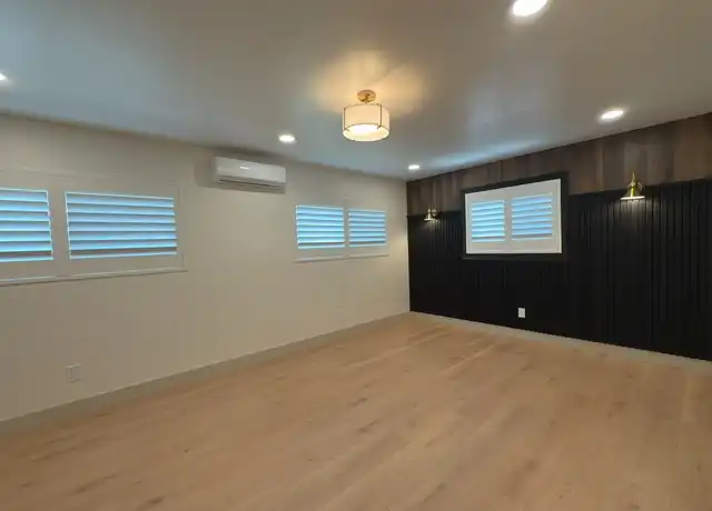 Property at 114 S Emerald Pl, Anaheim, CA, 92804, 2 beds, 2 baths, [object Object]