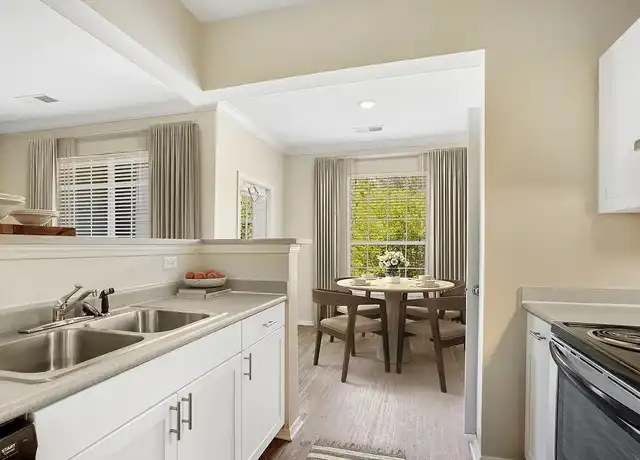 Property at The Lodge at Mallard Creek Apartments - 7815 Chelsea Jade Ln, Charlotte, NC, 28269, 1-2 bed, 1-2 bath, [object Object]