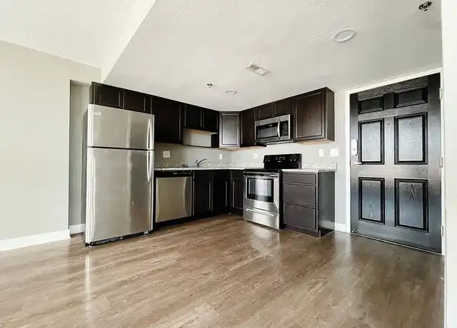 Property at The Tower - 1109 Jackson St, Anderson, IN, 46016, 1-2 bed, 1 bath, [object Object]