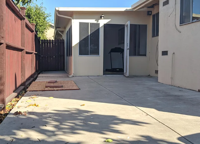Photo of 5201 Victor Ave, Richmond, CA 94804