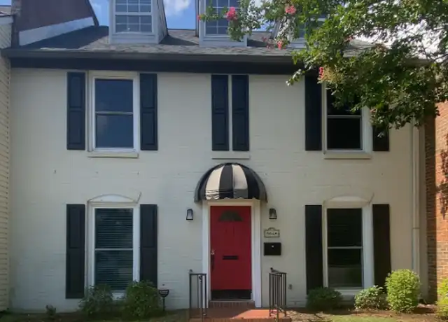 Property at 2048 W Main St, Dothan, AL, 36301, 3 beds, 2.5 baths, [object Object]