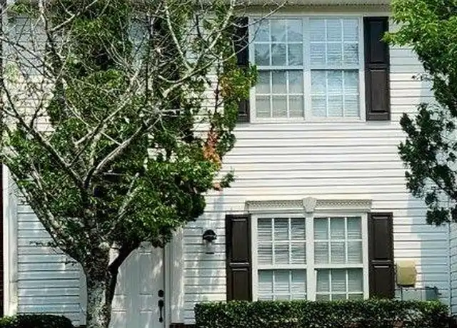 Property at 2316 Strathmoor Manor Dr, Lithonia, GA, 30058, 3 beds, 2.5 baths, [object Object]