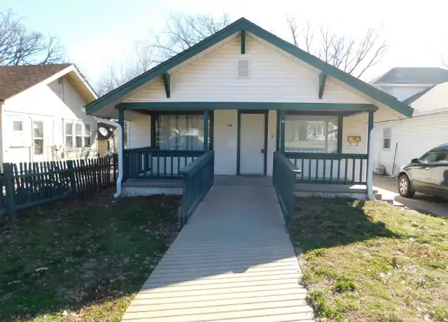 Property at 124 N High St, El Dorado, KS, 67042, 3 beds, 1 bath, [object Object]