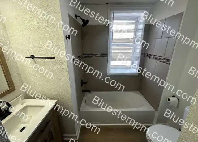 Property at 1115 Felix St, Saint Joseph, MO, 64501, 0 beds, 1 bath, [object Object]